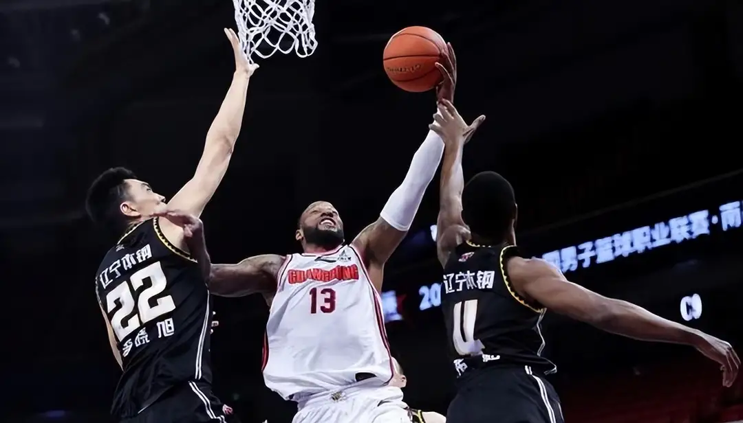 爱游戏体育app-赛地聚焦——中超转会期热度飙升，纽卡斯尔更衣室发声，更衣室稳定，数据趋势出现新变化