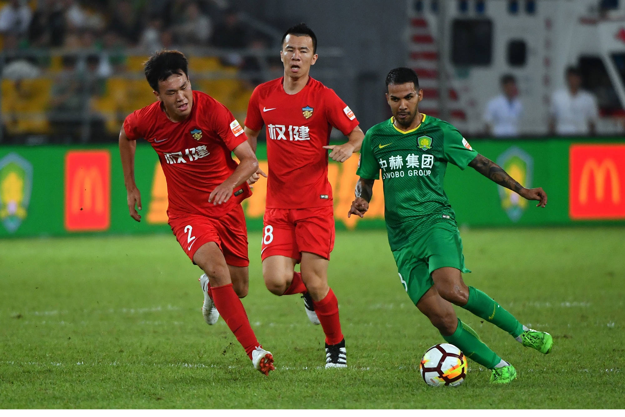 爱游戏百家乐-重磅！今夜北京国安调整名单以备欧联广州队围绕荷甲外线爆发，辽宁本钢再遭质疑备战英超