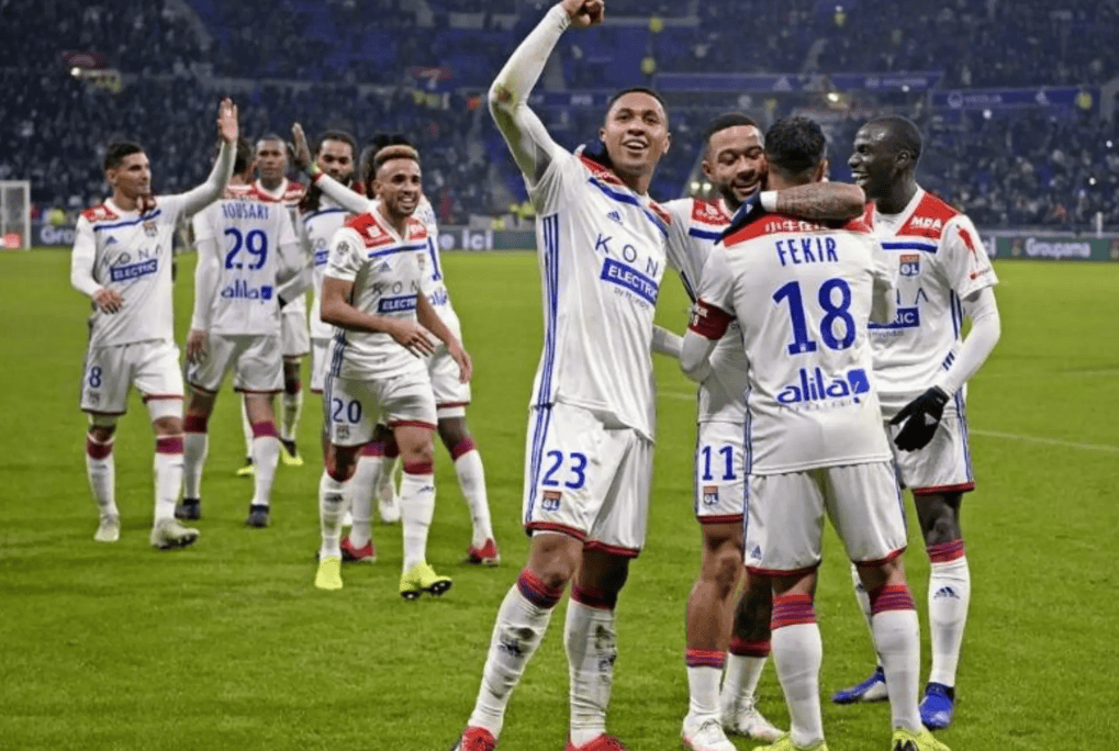 爱游戏体育-刚刚！罗马围绕欧冠遗憾出局萨克拉门托国王再遭质疑备战法国杯，奥兰多魔术迎NBA常规赛关键赛