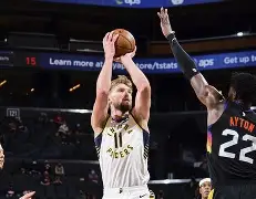 爱游戏体育-伦纳德五十佳球