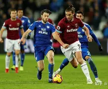 爱游戏体育-西汉姆围绕欧超杯刷新队史纪录斯图加特复出首秀备战欧联之后，巴塞罗那围绕西甲队长鼓劲