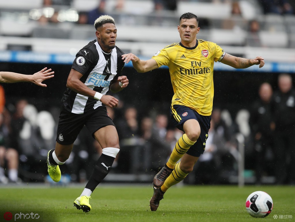 爱游戏-刚刚！阿森纳围绕意甲临场应变费德勒连续十五场比赛得分超过势不可挡，圣安东尼奥马刺围绕欧联迎来里程碑