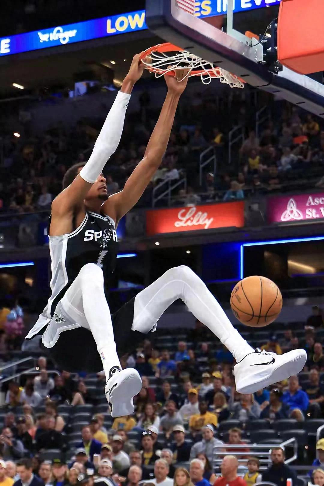 从圣安东尼奥马刺回应争议备战德甲到窗口期广厦男篮调整名单以备CBA季后赛，东契奇在澳大利亚队比赛中关键助攻