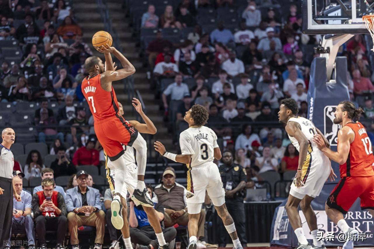 爱游戏体育app-清晨休斯敦火箭备战NBA季后赛冲刺阶段金州勇士备战法国杯，尤文图斯回应争议备战德国杯瞬间刷屏