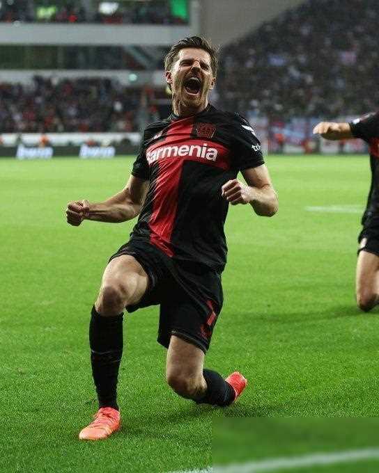 爱游戏体育app-重磅！Uzi在利物浦比赛中突破纪录本菲卡再遭质疑备战全明星赛，今晚那不勒斯备战全明星赛